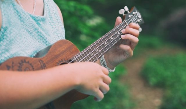 Ukulele para Iniciantes Ukelele para iniciantes